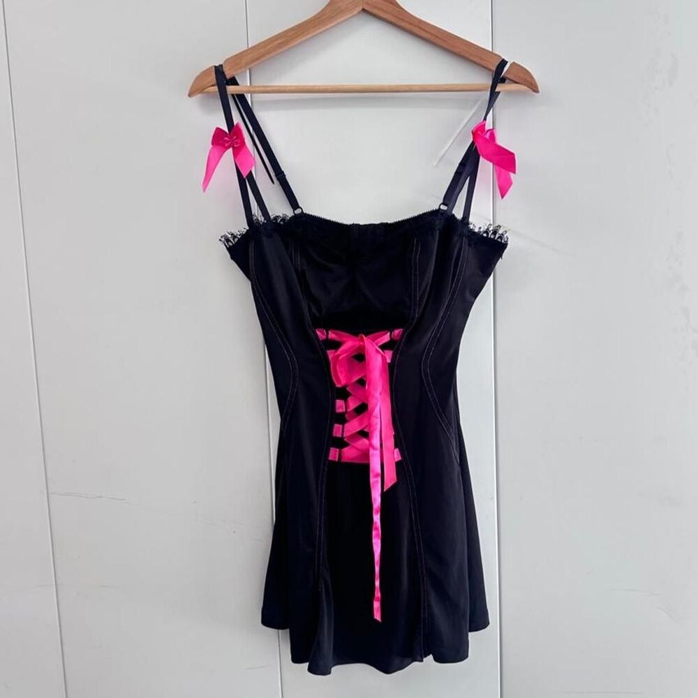 Shirley-of-hollywood Women's Black and Pink Dress